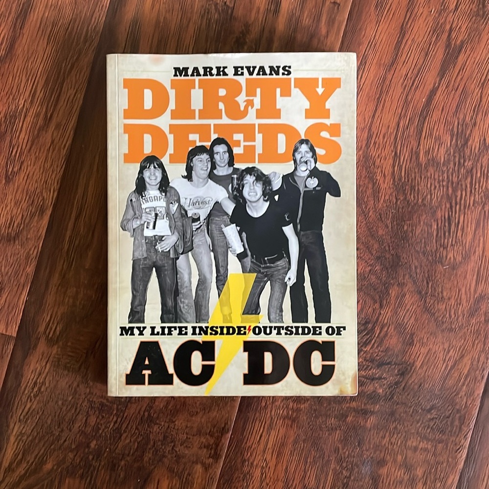 FREE!! 🚚 AC/DC Dirty Deeds
